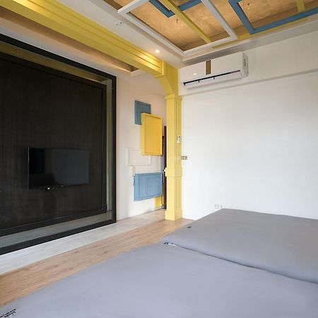 琉球茶室 現代館 Bed & Breakfast Xiaoliuqiu Exterior foto