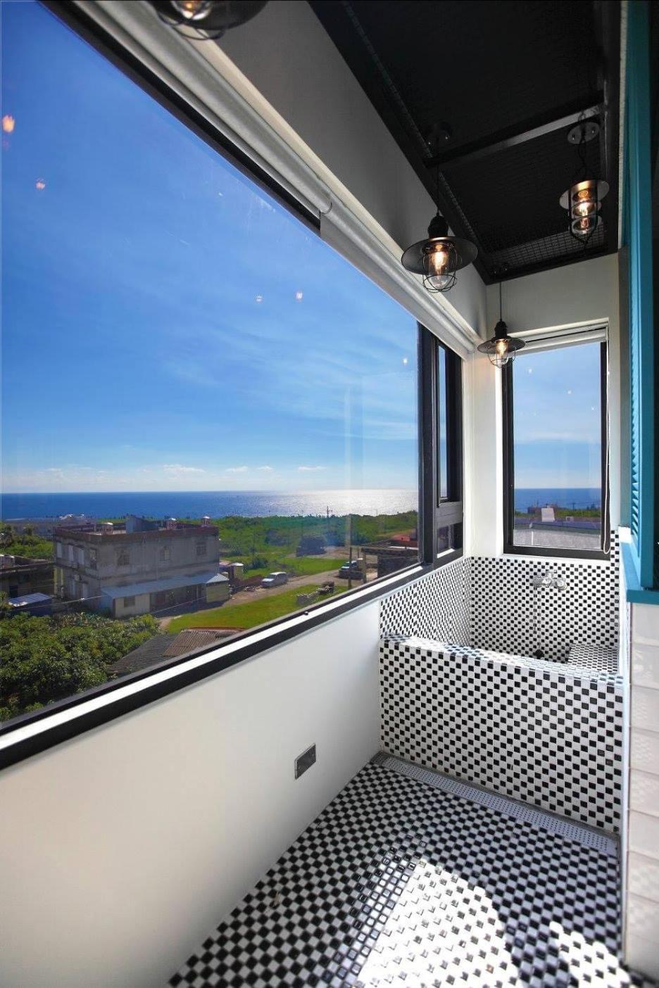 琉球茶室 現代館 Bed & Breakfast Xiaoliuqiu Exterior foto