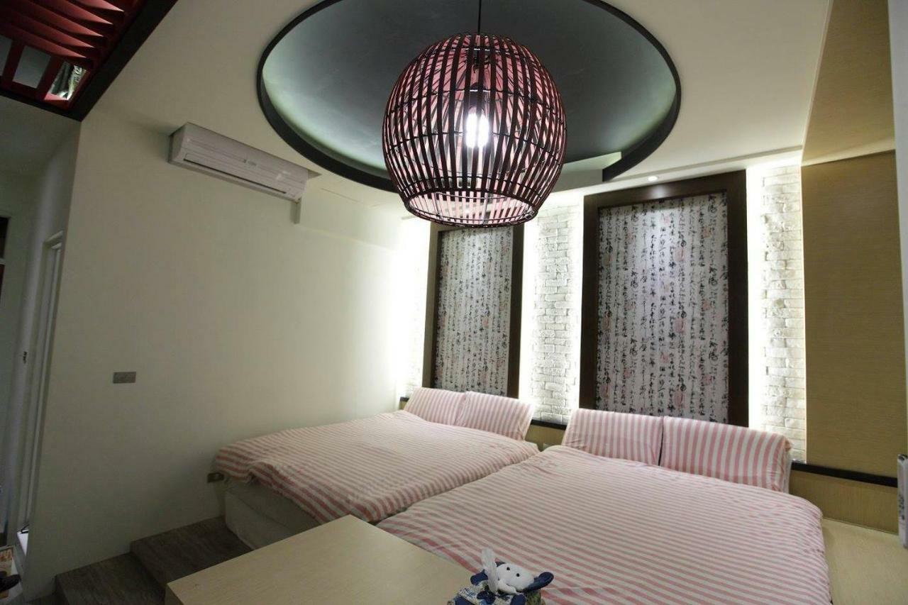 琉球茶室 現代館 Bed & Breakfast Xiaoliuqiu Exterior foto